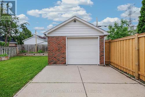 66 Paling Court, Hamilton, ON - Outdoor