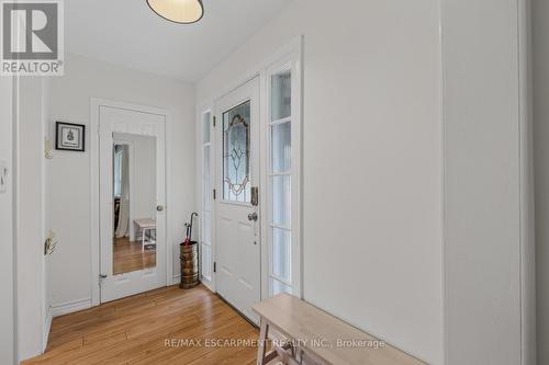 66 Paling Court, Hamilton, ON - Indoor Photo Showing Other Room