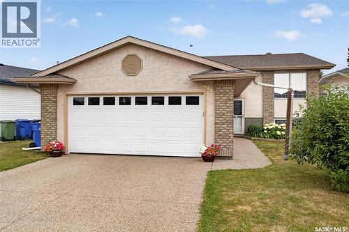 3547 Hazel Grove, Regina, SK - Outdoor