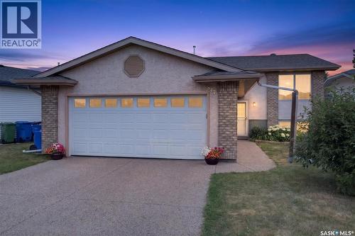 3547 Hazel Grove, Regina, SK - Outdoor