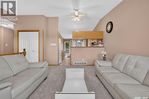 3547 Hazel Grove, Regina, SK - Indoor Photo Showing Living Room