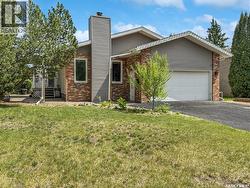 10818 Meighen CRESCENT North Battleford, SK S9A 3L3