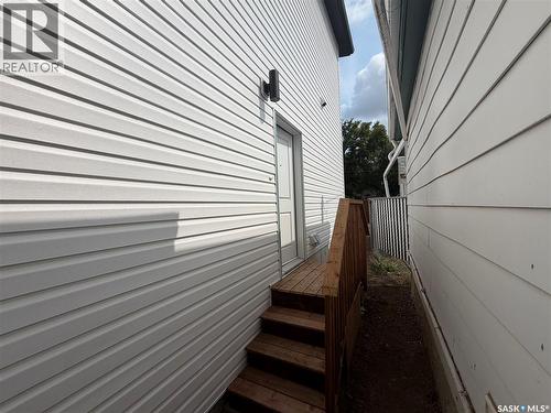 1220 H Avenue N, Saskatoon, SK - Outdoor With Exterior