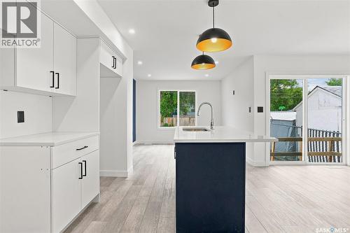 1220 H Avenue N, Saskatoon, SK - Indoor