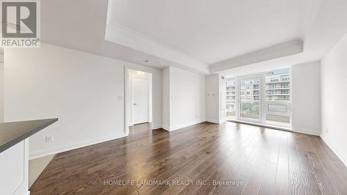 507 - 15 Stollery Pond Crescent, Markham, ON - Indoor