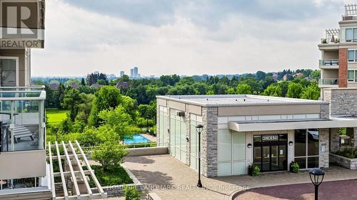 507 - 15 Stollery Pond Crescent, Markham, ON - Outdoor