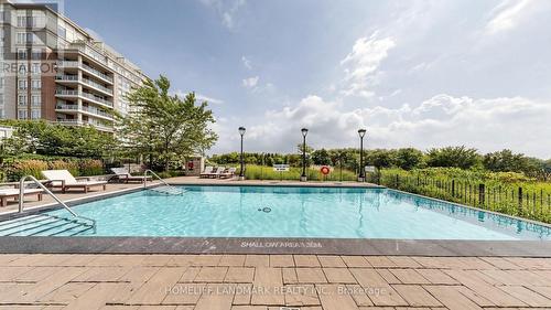507 - 15 Stollery Pond Crescent, Markham, ON - Outdoor With In Ground Pool