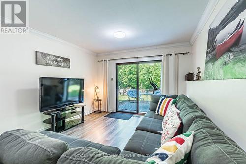 56 Sutter Avenue, Brampton, ON - Indoor Photo Showing Living Room