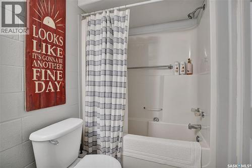 103 120 C Avenue N, Saskatoon, SK - Indoor Photo Showing Bathroom