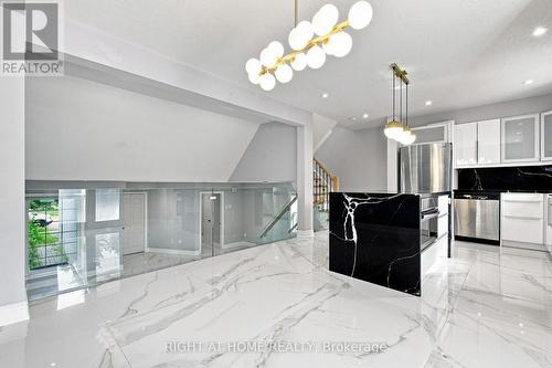 187 Clairfields Drive E, Guelph, ON - Indoor Photo Showing Other Room