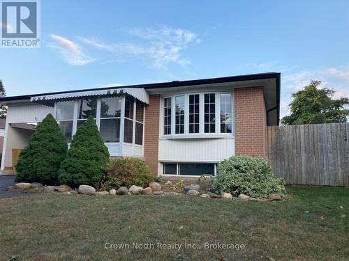 ROOM A, BSMT - 41 PEGASUS TRAIL , Toronto, Ontario M1G 3N6