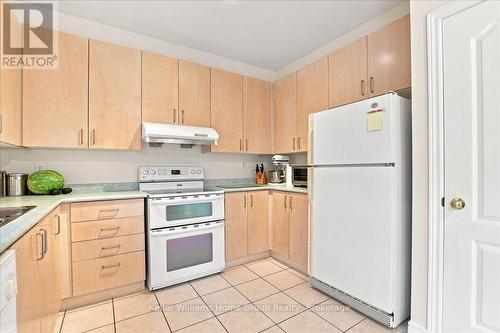 12 Thorndale Road, Brampton (Bram East), ON - Indoor Photo Showing Kitchen