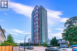 1005 6658 DOW AVENUE  Burnaby, BC V5H 0C7