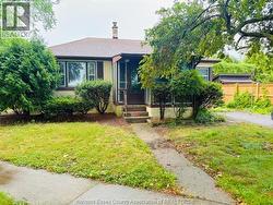 10475 CLAIRVIEW AVENUE Windsor, ON N8P 1B2