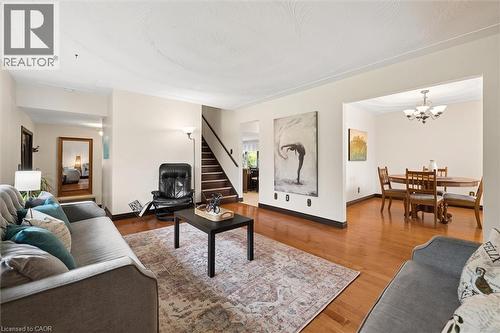 8 Perin Place, Kitchener, ON - Indoor Photo Showing Living Room