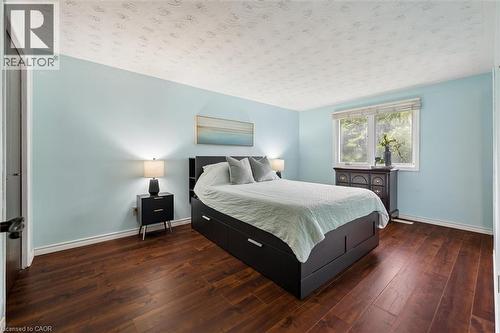 8 Perin Place, Kitchener, ON - Indoor Photo Showing Bedroom