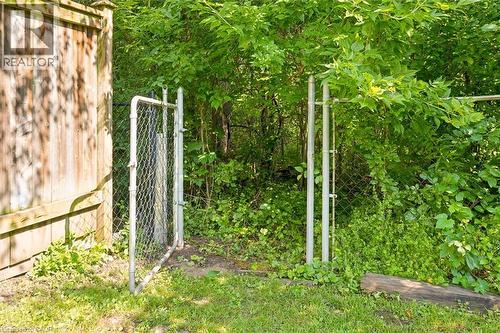 8 Perin Place, Kitchener, ON - Outdoor
