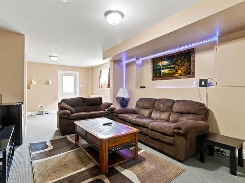 71 Cutter Drive Drive, Rockingham, NS - Indoor Photo Showing Living Room