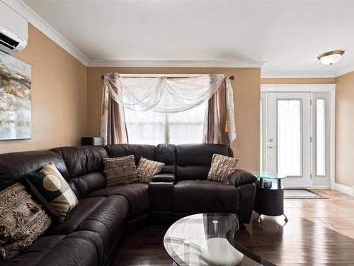71 Cutter Drive Drive, Rockingham, NS - Indoor Photo Showing Living Room