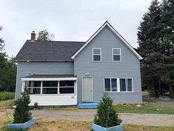 23 Doolans Lane Grand Lake Road, NS B1M 1A4