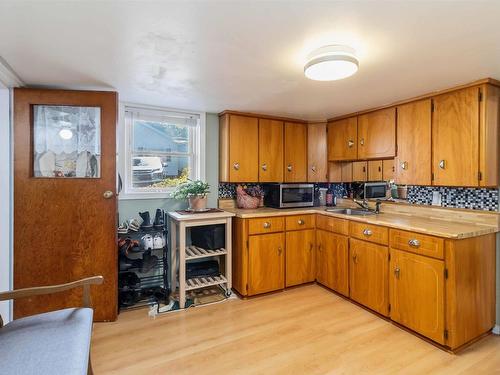 3628 Barrington Street, Halifax, NS - Indoor Photo Showing Kitchen
