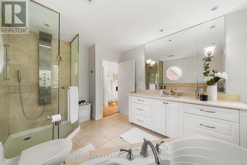 2154 Oneida Crescent, Mississauga, ON - Indoor Photo Showing Bathroom