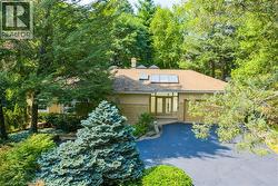 4189 INGLEWOOD Drive  Burlington, ON L7L 1E3