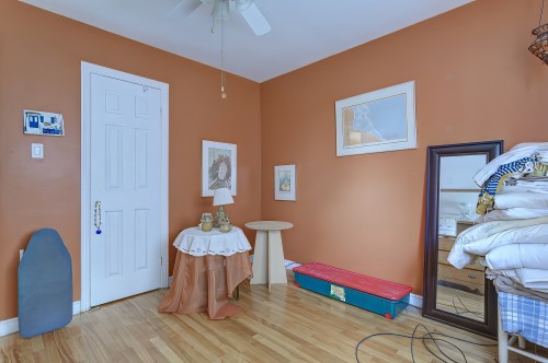 Chambre à coucher - 260 Av. Laporte, Laval (Pont-Viau), QC - Indoor