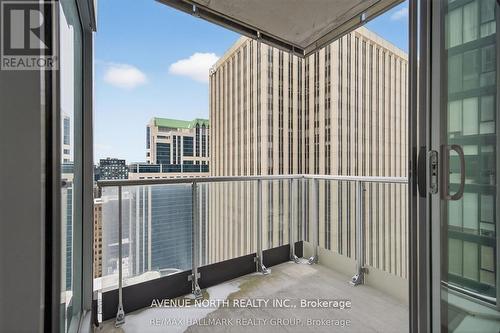 2104 - 179 Metcalfe Street, Ottawa, ON - Outdoor With Exterior