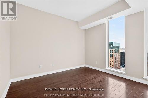 2104 - 179 Metcalfe Street, Ottawa, ON - Indoor Photo Showing Other Room