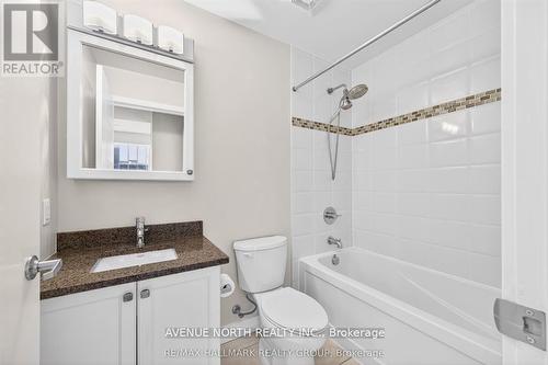 2104 - 179 Metcalfe Street, Ottawa, ON - Indoor Photo Showing Bathroom