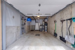 Garage - 