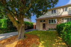 3690 Crois. Oscar  Brossard, QC J4Y 2J8