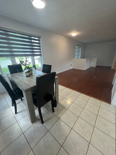 Salle à manger - 299 Av. Humphrey, Sept-Îles, QC - Indoor