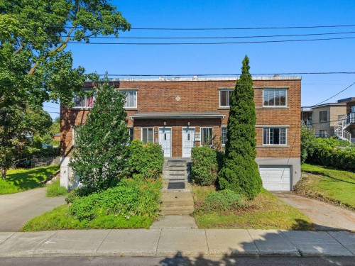 893 895 Rue Rochon — photo 1