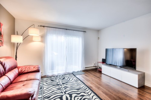 Living Room - 1267 Rue Du Relais, Laval (Sainte-Dorothée), QC - Indoor Photo Showing Other Room