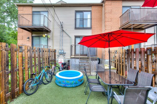 Courtyard - 1267 Rue Du Relais, Laval (Sainte-Dorothée), QC - Outdoor With Exterior