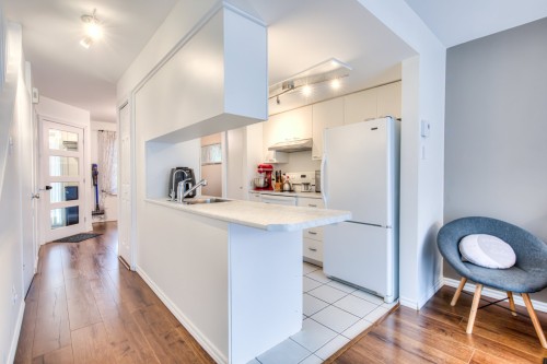 Kitchen - 1267 Rue Du Relais, Laval (Sainte-Dorothée), QC - Indoor Photo Showing Kitchen