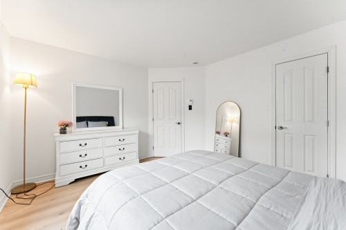 Master Bedroom - 4-2204 Ch. Ste-Marie, Mascouche, QC - Indoor Photo Showing Bedroom