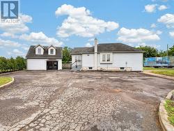 141 EASTCHESTER AVENUE St. Catharines (E. Chester), ON L2P 2Z5