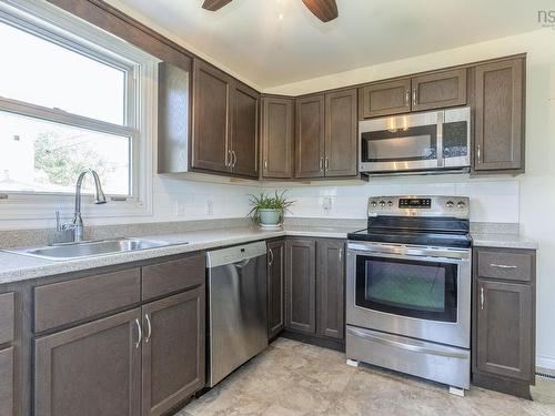 122 Cote Des Neiges Road, Cornwallis, NS - Indoor Photo Showing Kitchen With Double Sink
