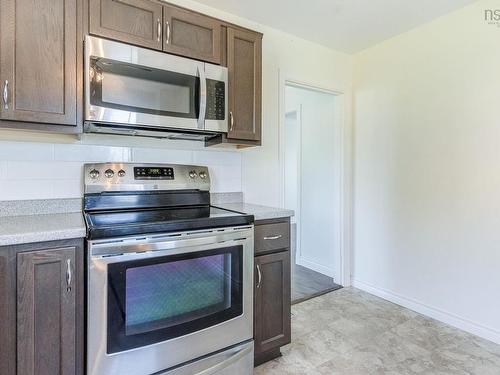 122 Cote Des Neiges Road, Cornwallis, NS - Indoor Photo Showing Kitchen