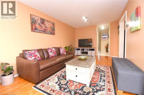 57 Townmansion Drive, Hamilton, ON - Indoor Photo Showing Living Room