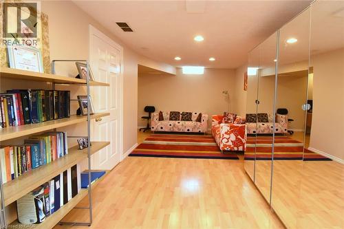 57 Townmansion Drive, Hamilton, ON - Indoor Photo Showing Other Room