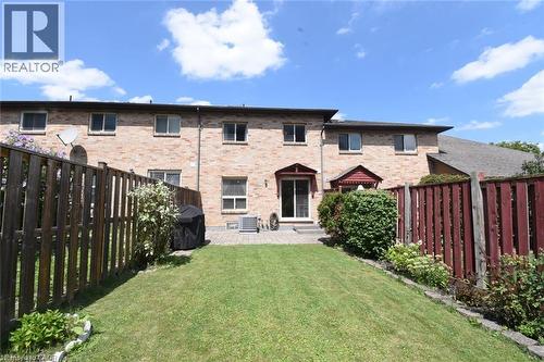 57 Townmansion Drive, Hamilton, ON - Outdoor