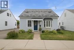 38 TENTH Avenue Brantford, ON N3S 1E9