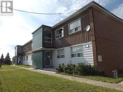 9-102 Hutchison AVE Elliot Lake, ON P5A 1W8