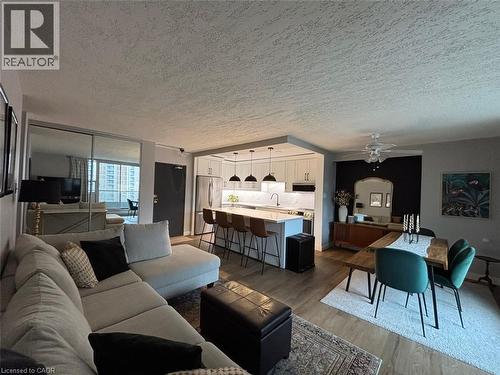 1968 MAIN Street W Unit# 807 , Hamilton, Ontario L8S 1J7 2
