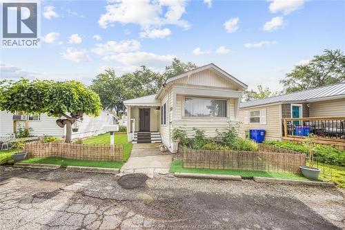 310 POMPANO AVENUE  Windsor, ON N8W 2A7
