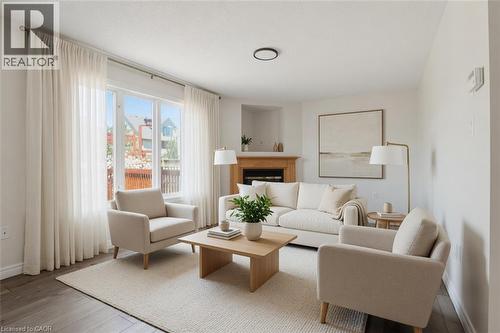 43 Decaro Crescent, Cambridge, ON - Indoor Photo Showing Living Room